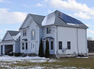 7 Mill Valley Rd, Hadley, MA 01035