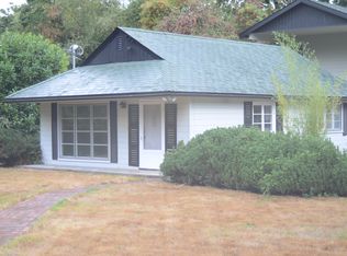 10855 SW Butner Rd, Portland, OR 97225