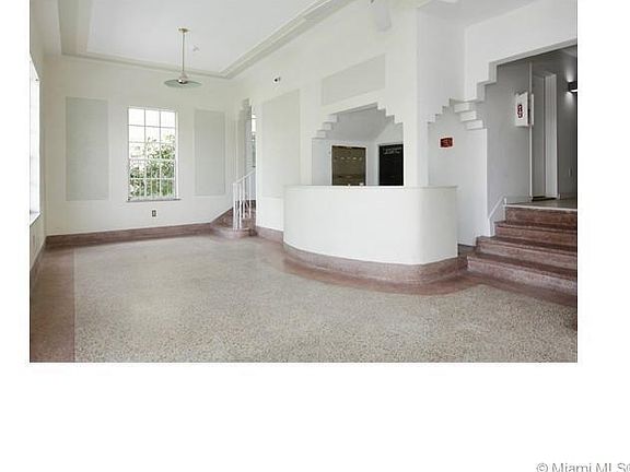 3rd image of 605 Euclid Ave APT 202