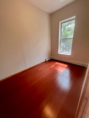 Rented by Remax Edge | media 17