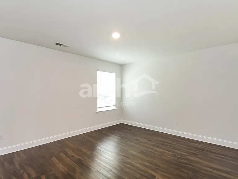 544 Rivermist Dr — Photo 16
