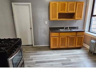 374 Hillside Ave APT 1, Newark, NJ 07112
