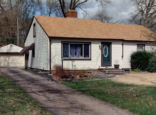 2658 Woodley Rd, Columbus, OH 43231