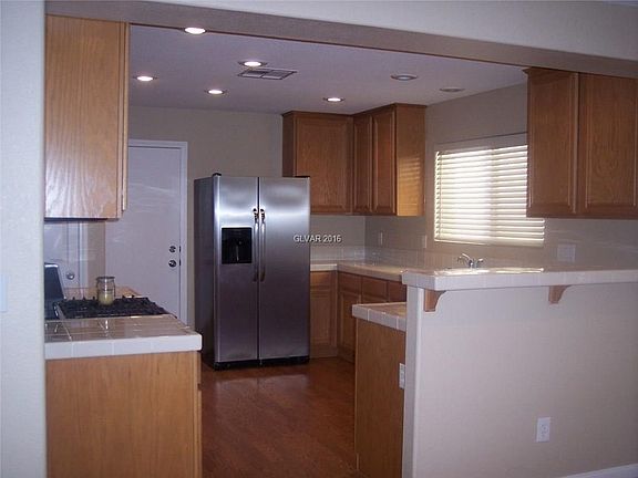 4th image of 560 Playa Linda Pl #0