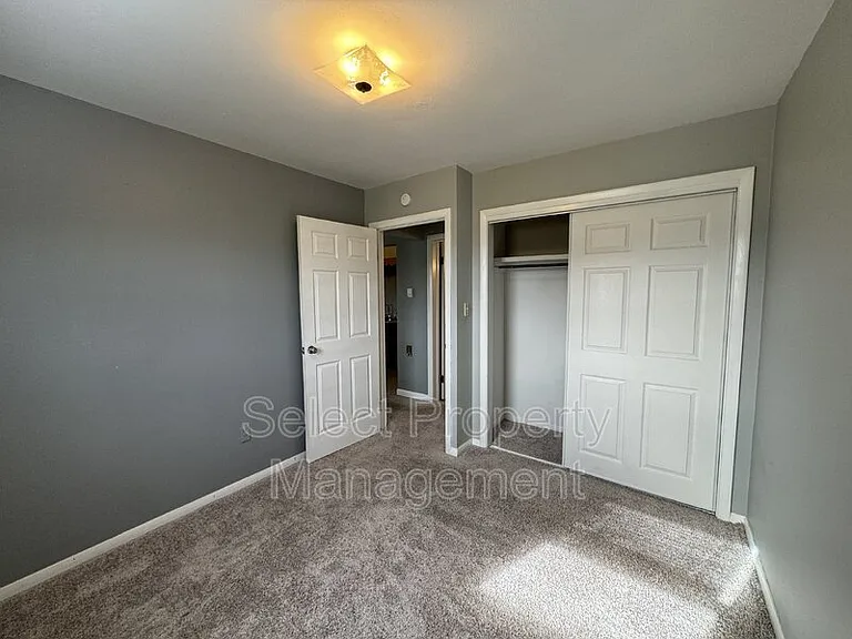 7608 Bluffton Rd #3 — Photo 14