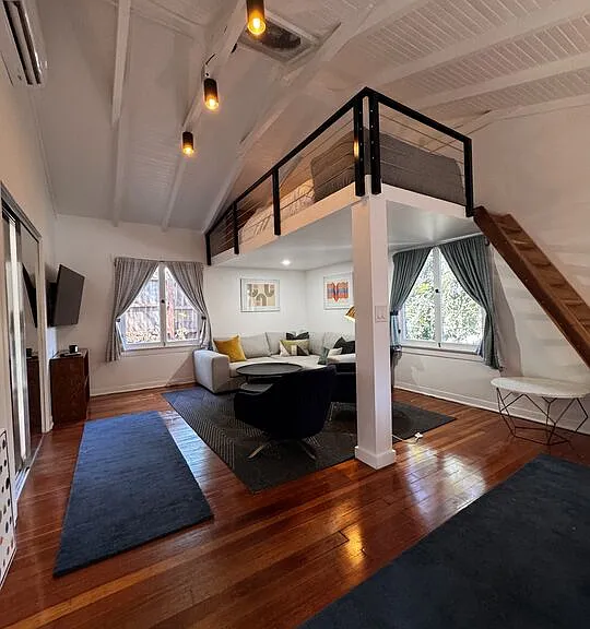 2449 Riverside Pl #REAR HOUSE — Photo 7