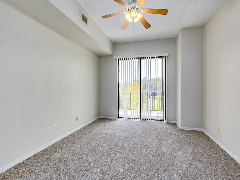 3951 NW 48th Ter #306 — Photo 6