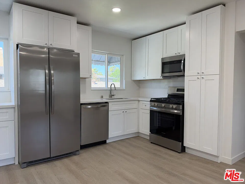 1 bed, 1.0 bath, 650 sqft, $2,095 — Photo 3