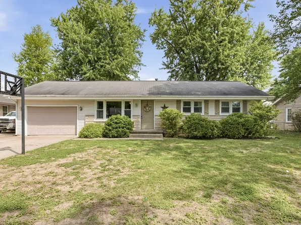 613 E 15th St, Seymour, IN 47274