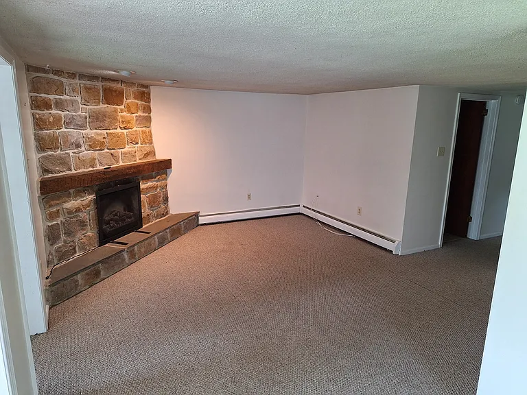 1115 Dogwood Ct #1 — Photo 9