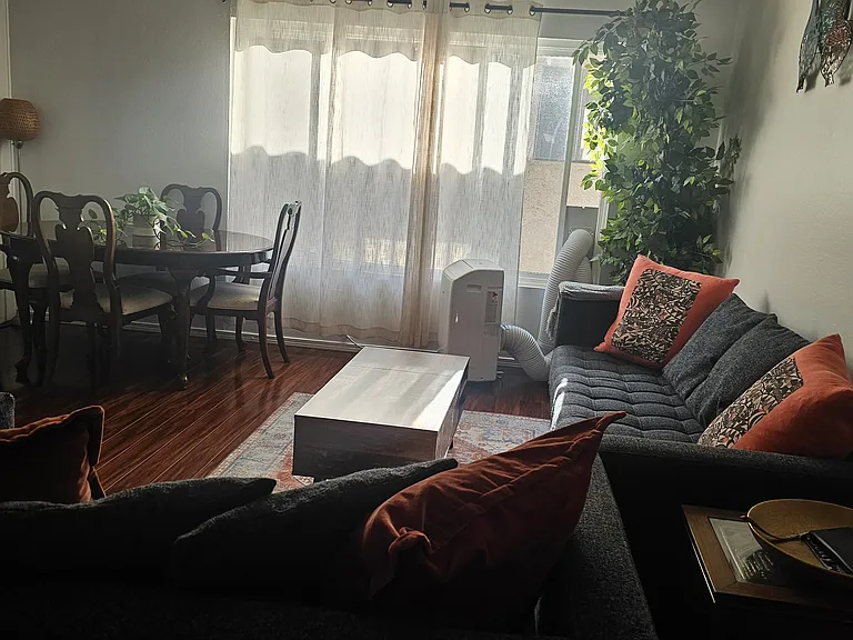 2112 Manhattan Beach Blvd #D — Photo 5