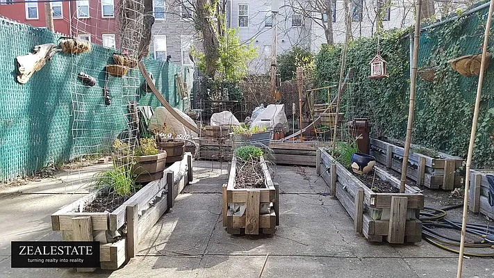 Rented by ZealEstate Group Inc | media 45