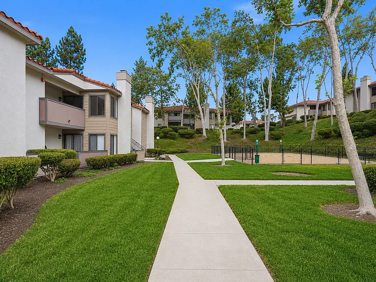Shadowridge Woodbend — Photo 13