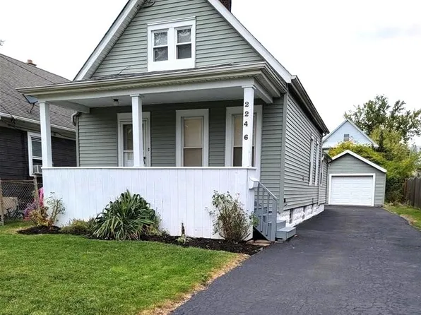 2246 Weston Ave, Niagara Falls, NY 14305
