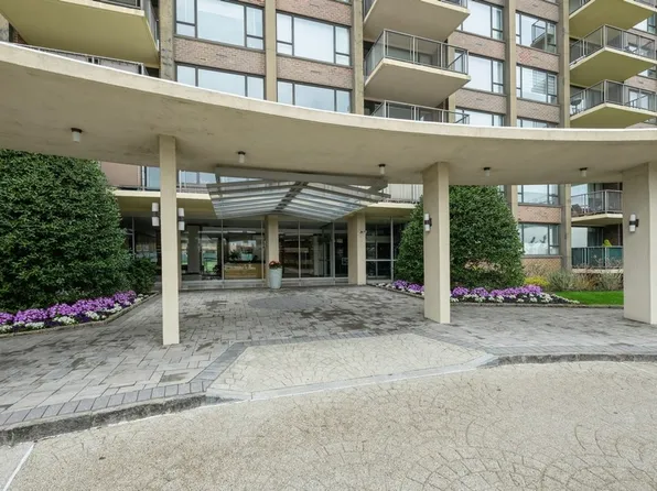 166-25 Powell Cove Boulevard image 7 of 42