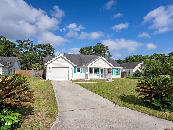 2nd image of 18 Spanish Moss Drive