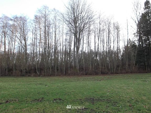 3rd image of 35 Whitehorn Way