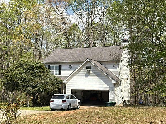 2nd image of 430 Royal St