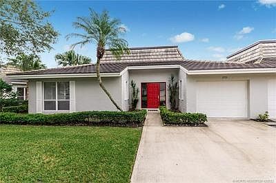2nd image of 2715 SW Westlake Cir
