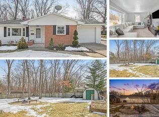 1004 Oakcrest St SW, Wyoming, MI 49509