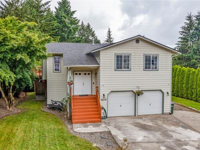 16216 39th Street Ct E, Lake Tapps, WA, 98391