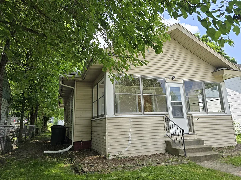 132 E Fairview Ave #2024 — Photo 2
