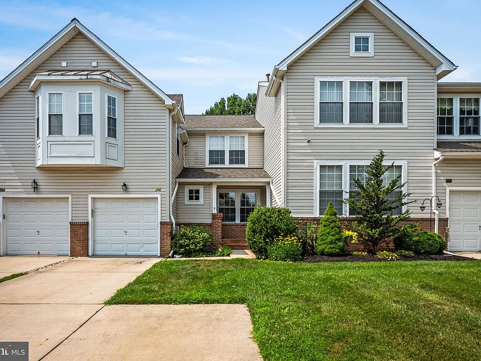 1st image of 206 Colgate Dr