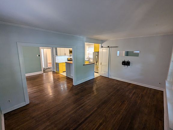 Family room, with open access to kitchen, pantry and dining room