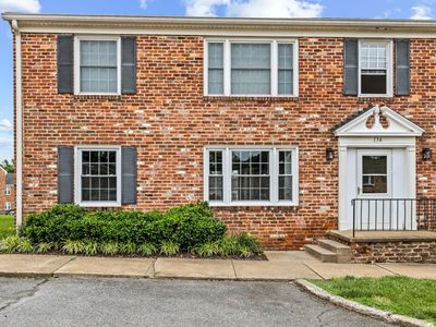 134 Hessian Hills Cir APT 2, Charlottesville, VA, 22901