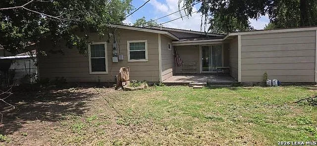 3 bed, 2.0 bath, 1358 sqft, $1,500 — Photo 2