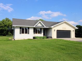 2710 68th St NW, Minot, ND 58703