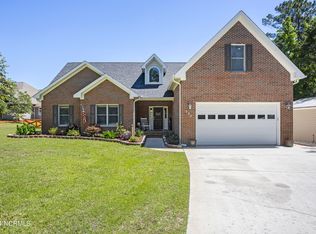 283 Forest Sound Rd, Hampstead, NC 28443