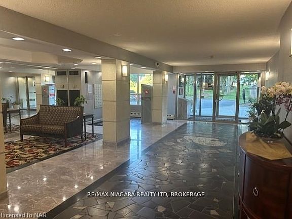 4th image of 5100 Dorchester Rd #701