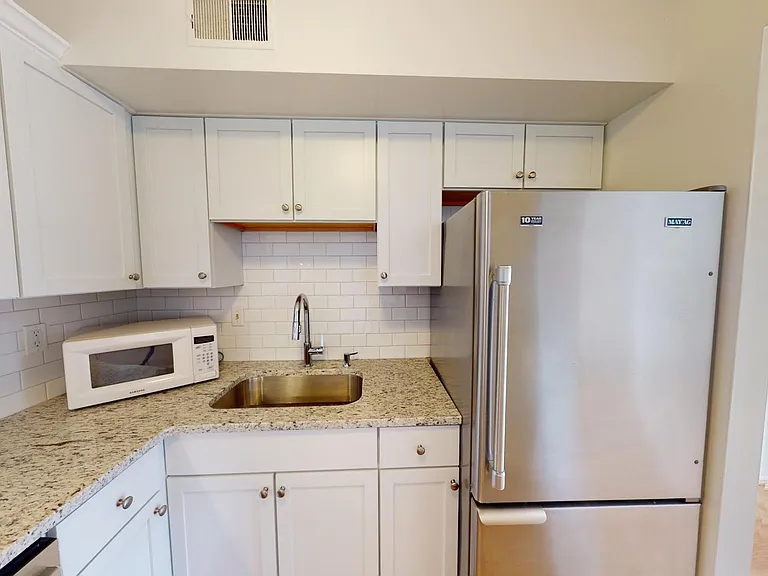 2221 S Huron Pkwy #4 — Photo 11