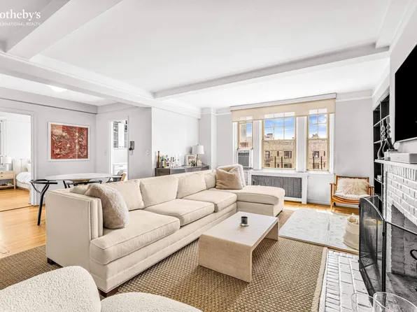 299 West 12th Street 7GH image 1 of 13