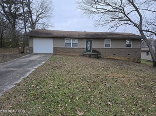1605 Woodrow Dr, Knoxville, TN 37918