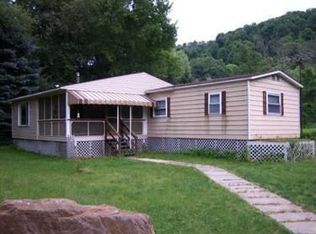 126 Fawn Trl, Evans City, PA 16033