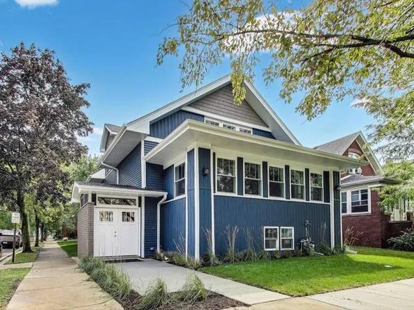 500 Circle Ave, Forest Park, IL 60130