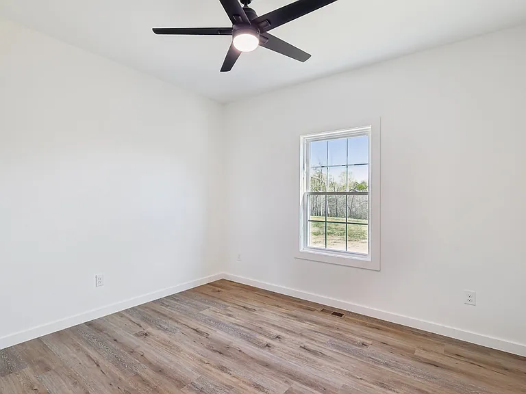 64 Amos Cir — Photo 17