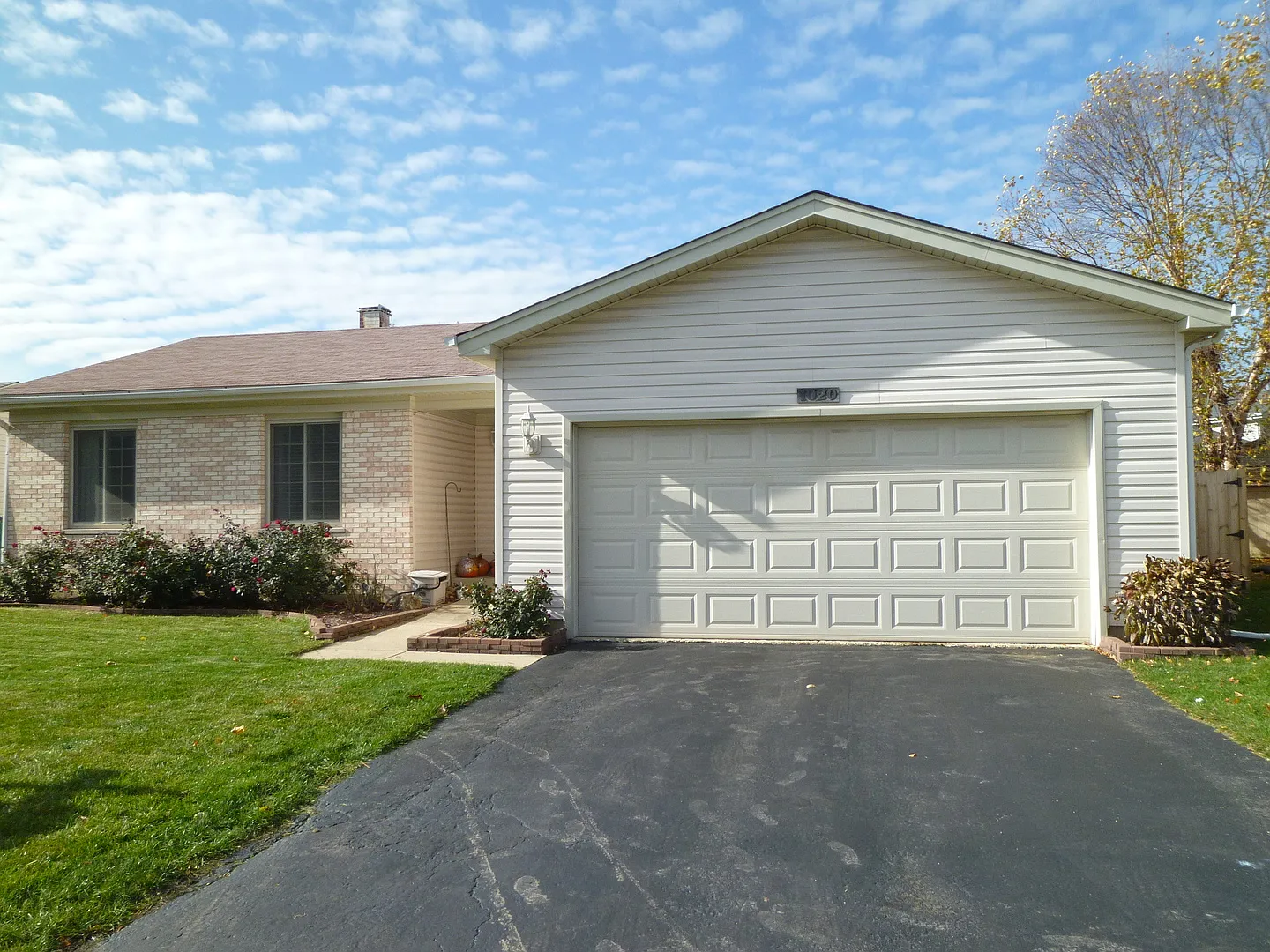1020 Hunter St photo 1