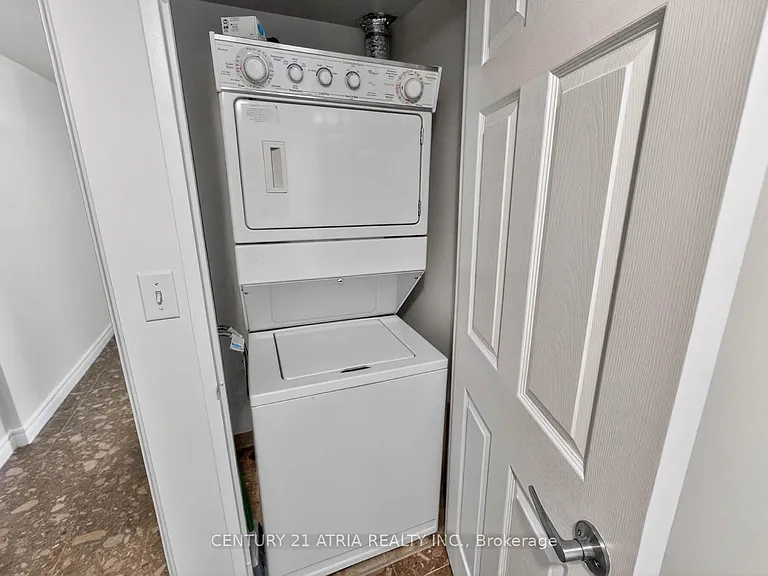 23 Hollywood Ave #808 — Photo 39