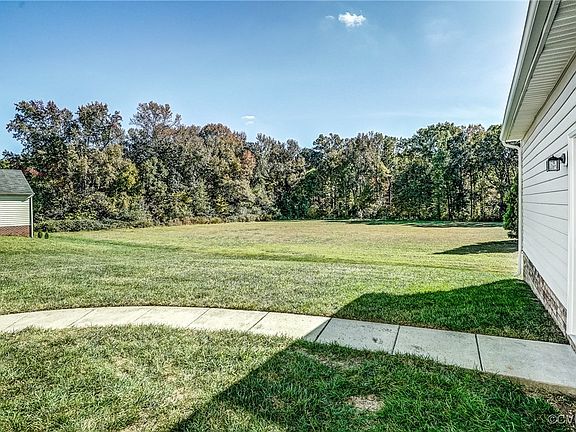 5th image of 1536 Village Field Dr