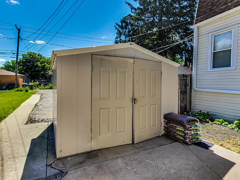 3631 Kemman Ave — Photo 11