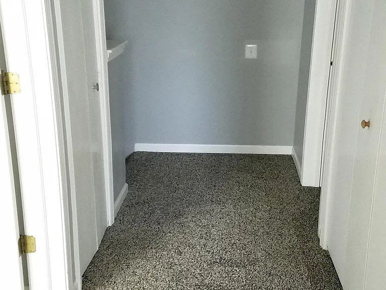 386 Bunker Hill Cir — Photo 21