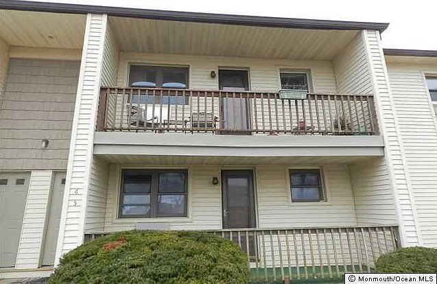 6 Wharfside Dr — Photo 3