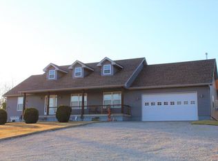 26799 Sweetberry Dr, Warsaw, MO 65355