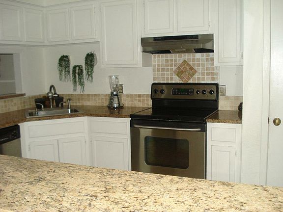 3rd image of 2255 Thousand Oaks Dr APT 301