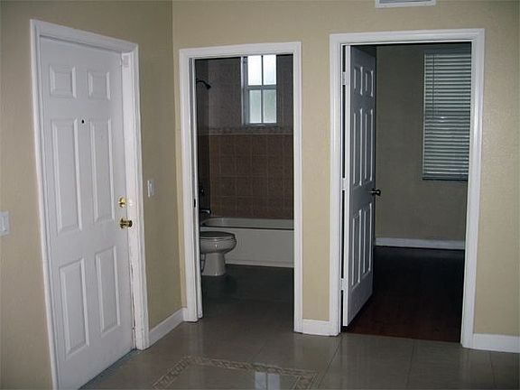 5th image of 15603 SW 41st St #196