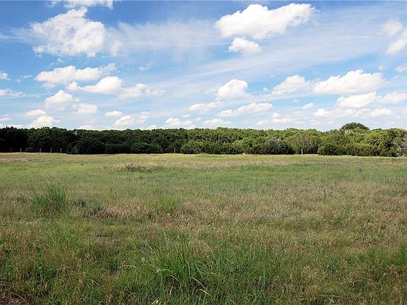3rd image of 3104 County Road 2009