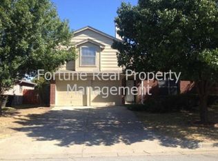 5012 Cedar Springs Dr, Fort Worth, TX 76179
